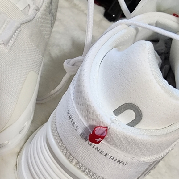 New On Cloud Sneakers - Picture 8 of 9